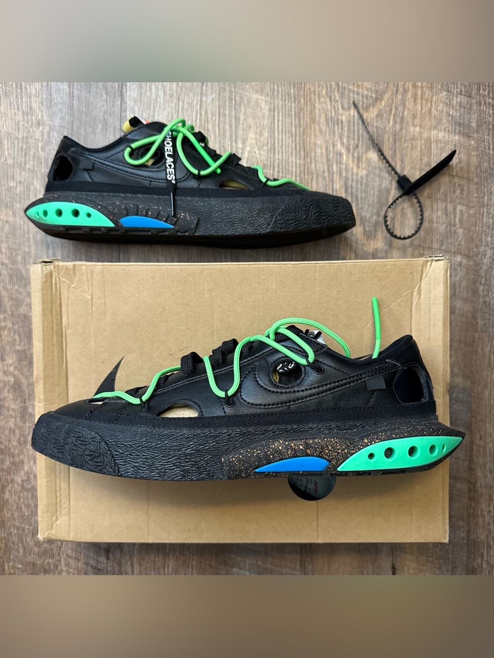Off-White x Nike Blazer Low Black Green Men’s Size 9.5 Sneakers Shoes DH7863-001